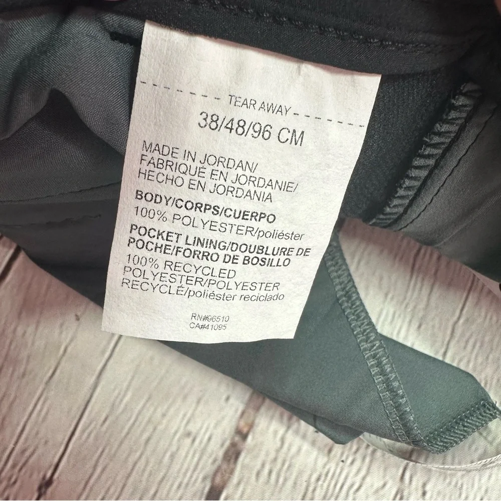 Under Armour good excellent